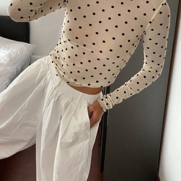 Beige Casual Women's Polka Dot Slim Fit Round Neck Long Sleeve Top - Picture 5 of 9